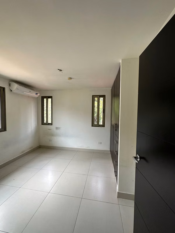 Bank Sells House in Woodlands, Panama Pacifico (bn)