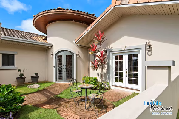 Exclusive Estate in Lucero Golf and Country in Boquete
