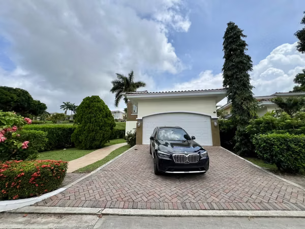 Casa en venta – Tucán Country Club &amp; Resort - Bien Reposeido