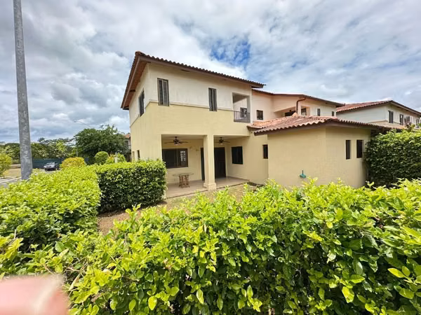 SE VENDE CASA EN PANAMÁ PACIFICO