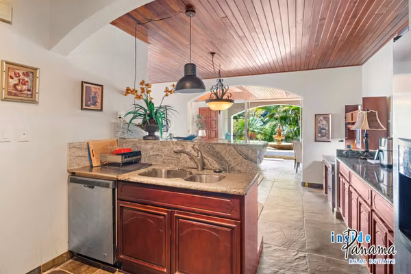 Elegant Colonial Style Home in Valle Escondido Boquete