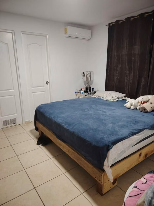 Vendo casa en Urbanización Brisas del Golf