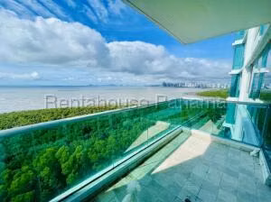 Venta de Apartamento con 303m2 en Costa del este PH Ocean Two 25-4077SR