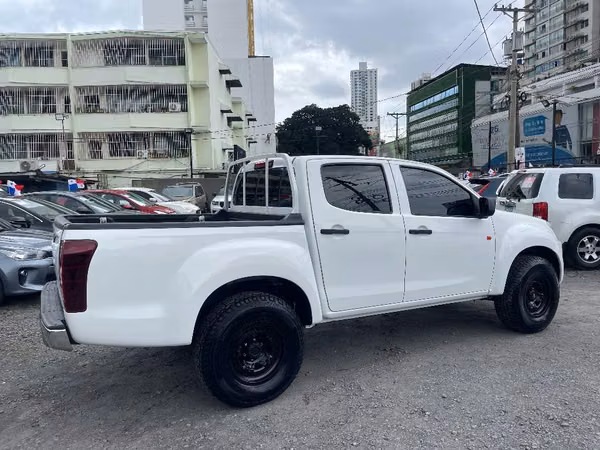 ISUZU DMAX 2020 MANUAL 4X4