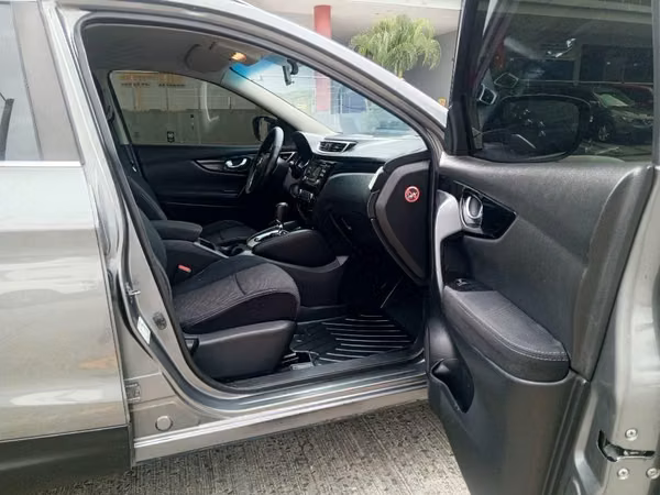 NISSAN QASHQAI CON ARRANQUE DE BOTON