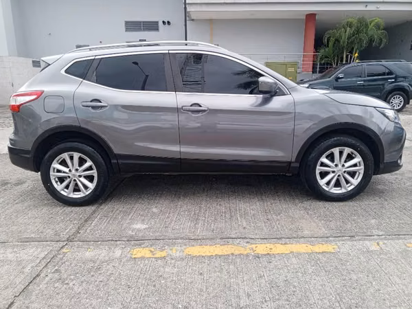 NISSAN QASHQAI CON ARRANQUE DE BOTON