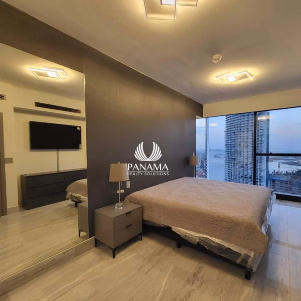 APARTMENT FOR RENT IN NUOVO BUILDING, STEPS FROM CINTA COSTERA
