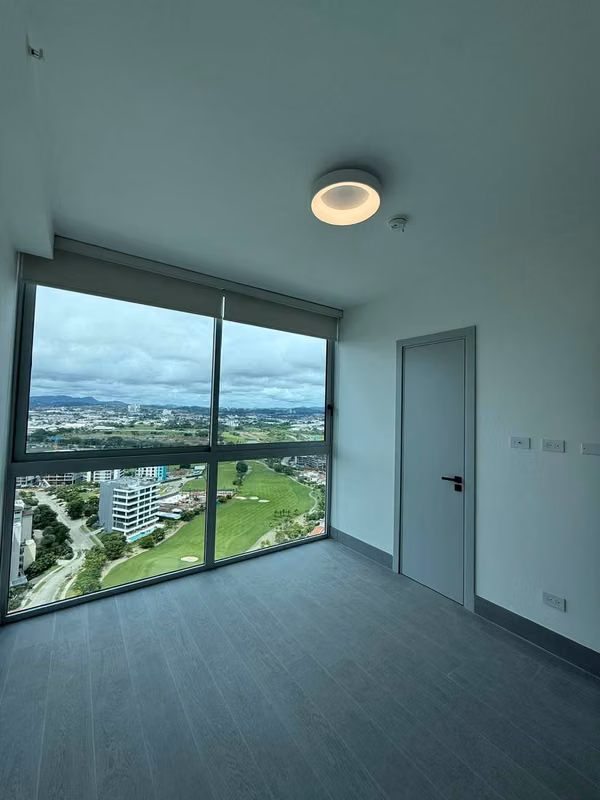Alquiler Apartamento The Ivy Santa Maria, Piso Alto, Vista al Golf