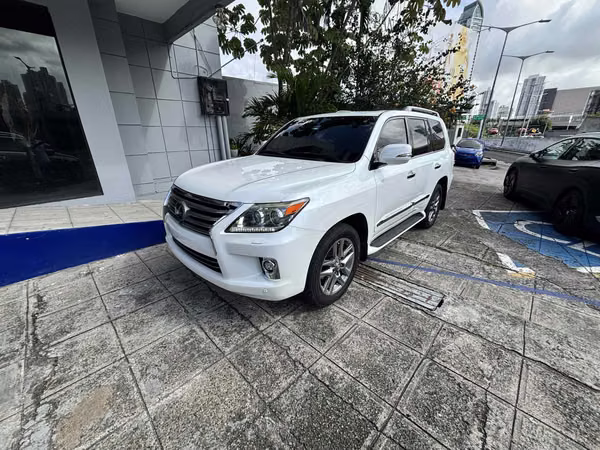 LEXUS LX570