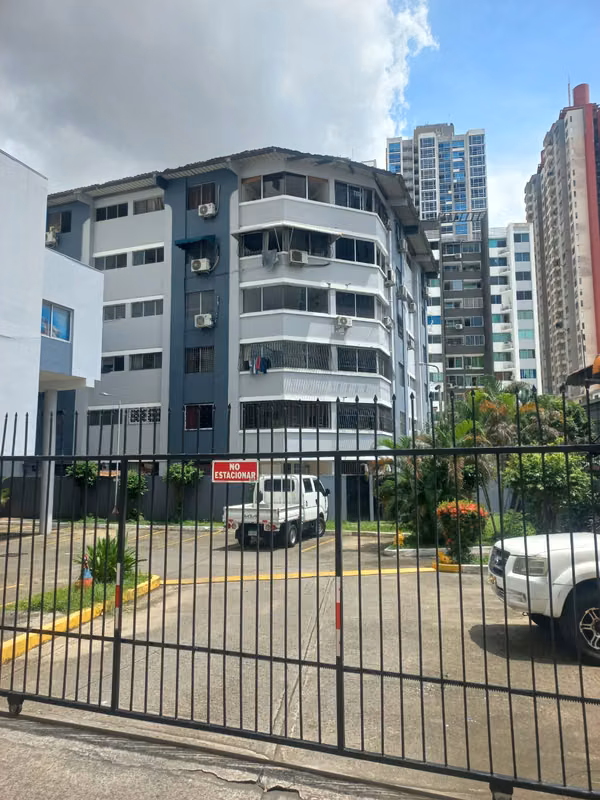 Apartment for Sale in Vía España