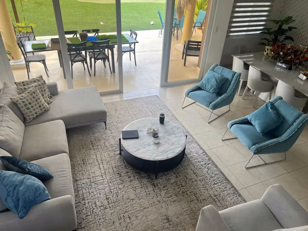 Sale of Unifamily House Amoblada in Villa Lucre San Rafael with Patio