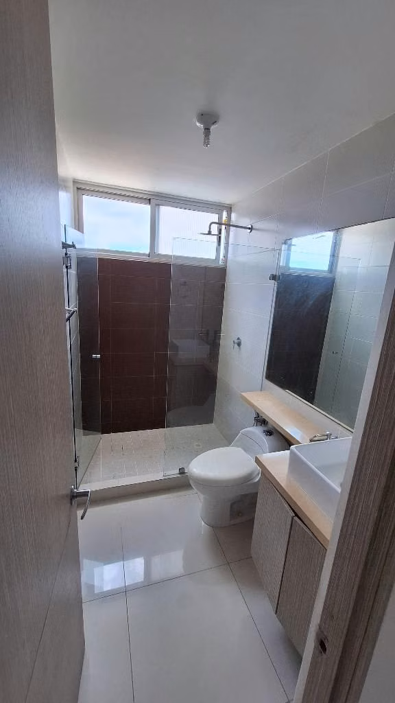 SE VENDE HERMOSO APARTAMENTO EN PH PORTOALEGRE - VILLA LUCRE
