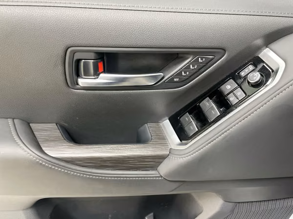 TOYOTA LAND CRUISER - TLC - Automarket