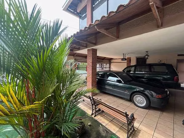 VENTA CASA DUPLEX EN ZONA TRANQUILA