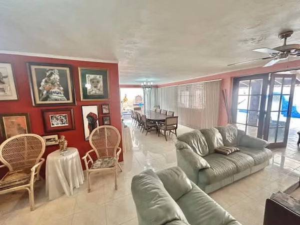 VENTA CASA DUPLEX EN ZONA TRANQUILA