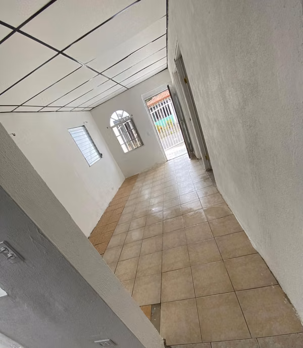 Venta de amplia casa en el Tecal