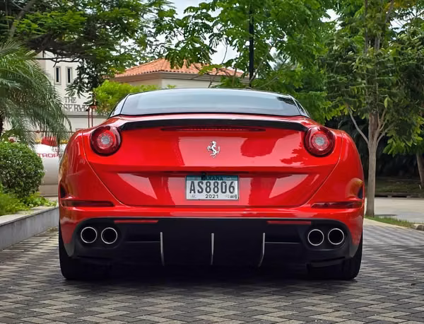 FERRARI CALIFORNIA T 2015