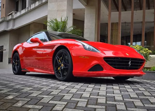 FERRARI CALIFORNIA T 2015