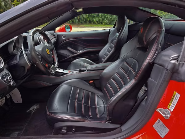 FERRARI CALIFORNIA T 2015