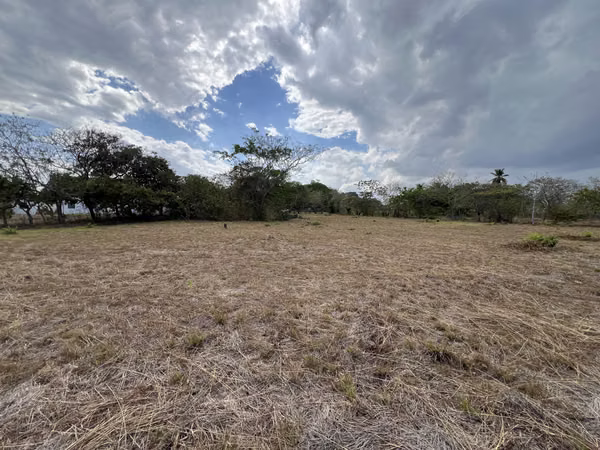 Land sale in Puerto Gago, Penonomé