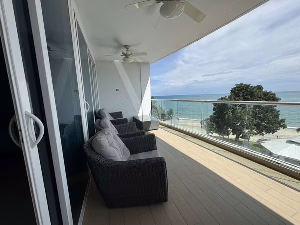 Apartamento amoblado frente al mar con 2 habitaciones en Venta | Santa Clara Residences