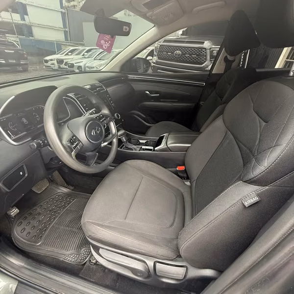 HYUNDAI TUCOSN 2023
