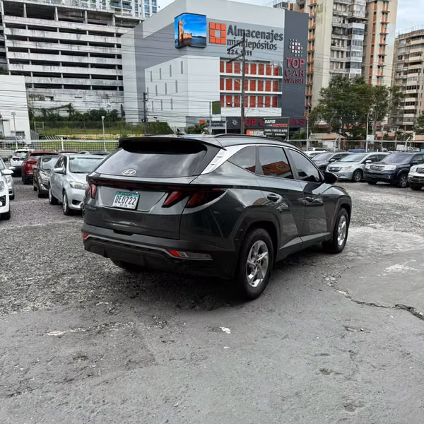 HYUNDAI TUCOSN 2023