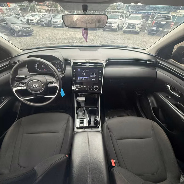 HYUNDAI TUCOSN 2023