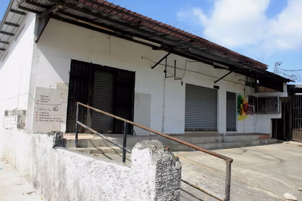 CIUDAD BOLIVAR LOCAL COMERCIAL EN VENTA