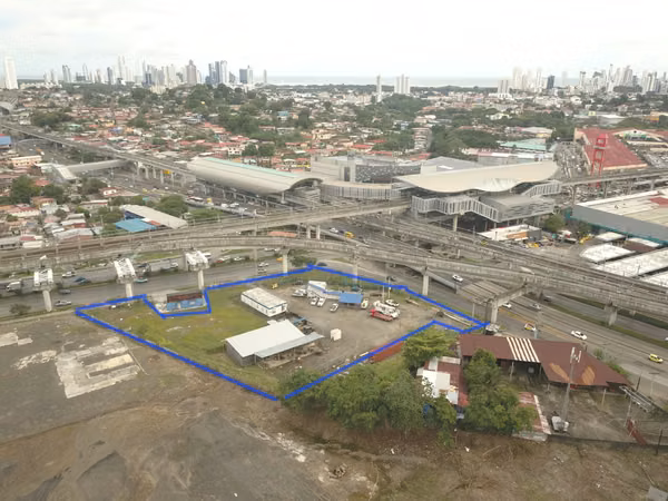 6000MTS OF LAND OR LESS CROSS SAN MIGUELITO