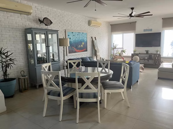SPECIFIC HOUSE IN BIJAO, SALE