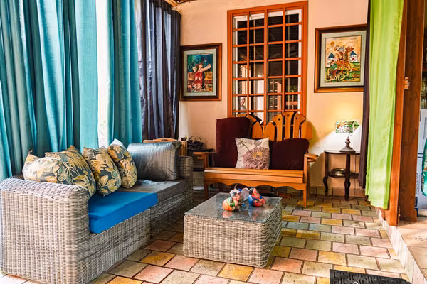 CASA CAMPESTRE CON PISCINA PRIVADA, BARBACOA. GARITA DE SEGURIDAD.