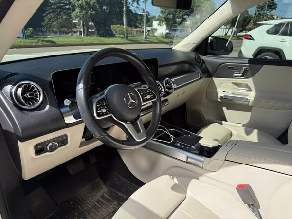 VENDO MERCEDES BENZ GLB 250