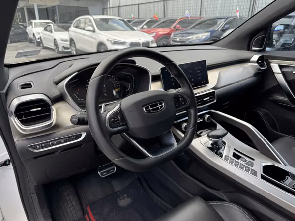 GEELY COOLRAY 2023