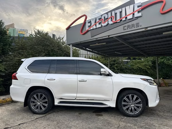 LEXUS LX