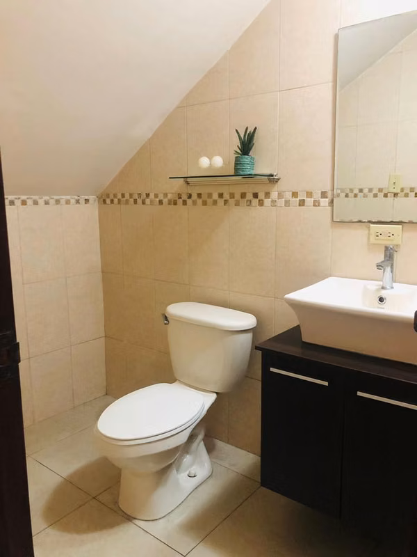 HOUSE FOR SALE IN ANCON