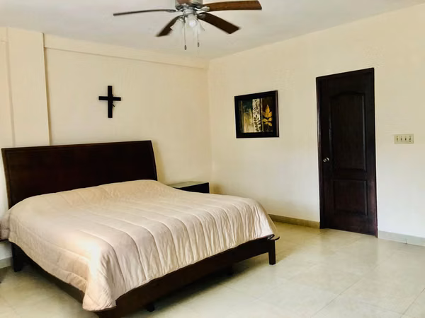 HOUSE FOR SALE IN ANCON