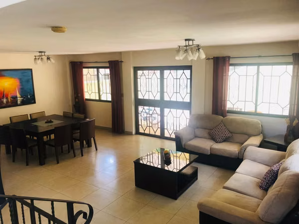 HOUSE FOR SALE IN ANCON