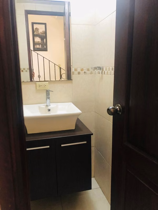 HOUSE FOR SALE IN ANCON