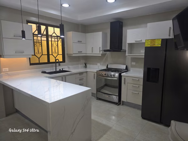 HOUSE FOR SALE IN ANCON