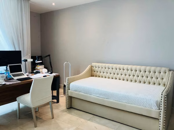 Venta Apartamento en Vitri, Penthouse, de 4 rec. Frente Al Mar, Lujoso,