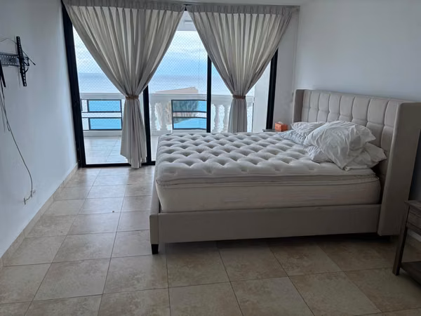 SE VENDE APARTAMENTO EN CORONADO COUNTRY CLUB