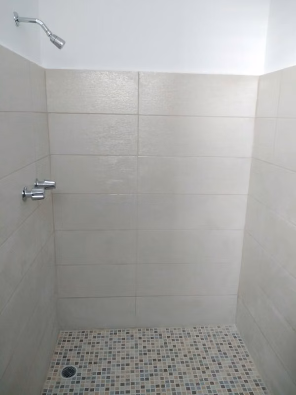 VENTA DE EDIFICIO EN RIO ABAJO