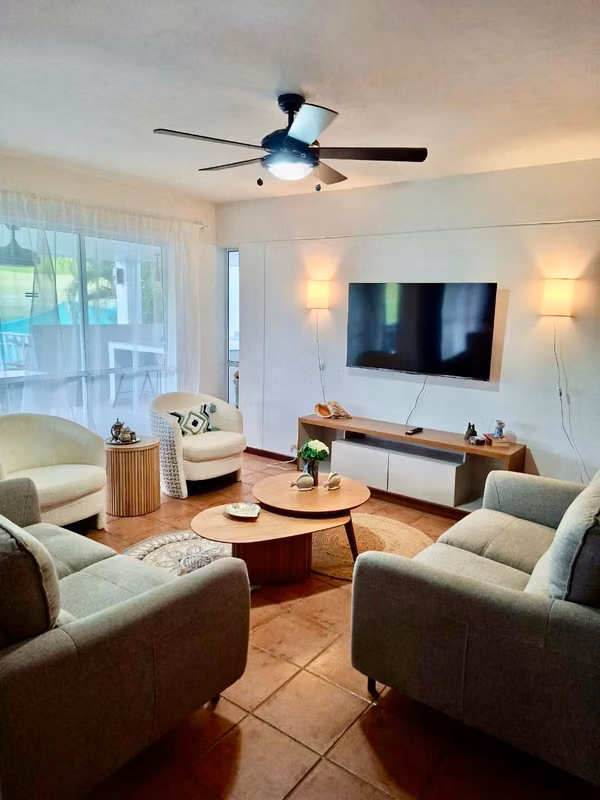 ALQUILER TOWN HOUSE en VILLA DECAMERON, Farallón