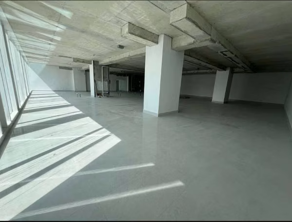 Office for sale (full floor) in San Francisco The Towers Business Plaza 1119m2