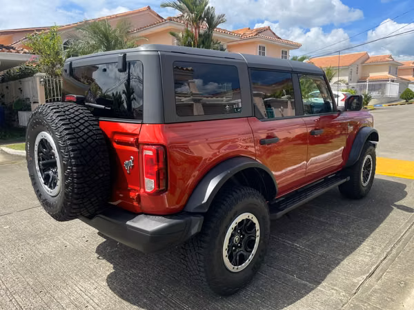 2023 Ford Bronco Black Diamond Sasquatch