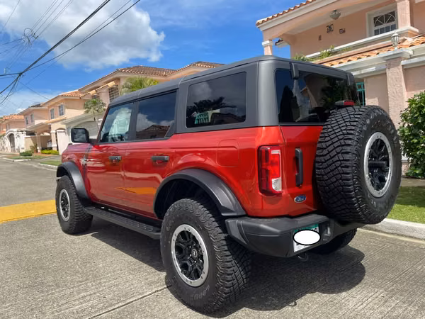 2023 Ford Bronco Black Diamond Sasquatch