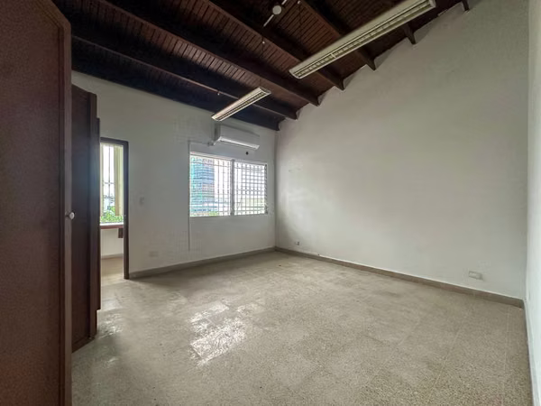 For Sale House in La Alameda, Bethania