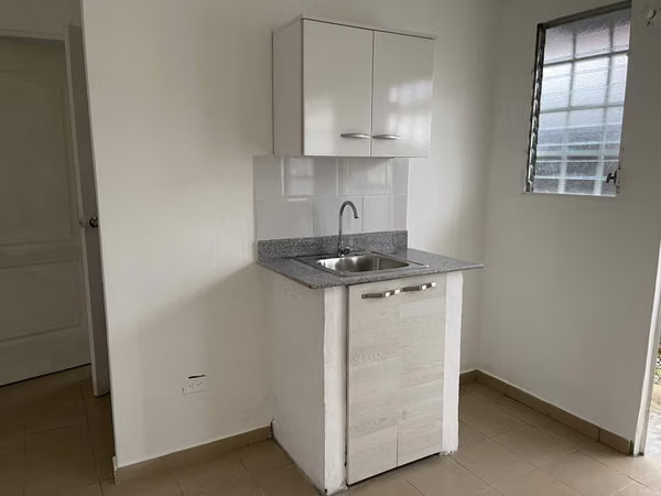 House in Altos de Colinas Campestres - Near the Metro - WITHOUT HIPOTECA
