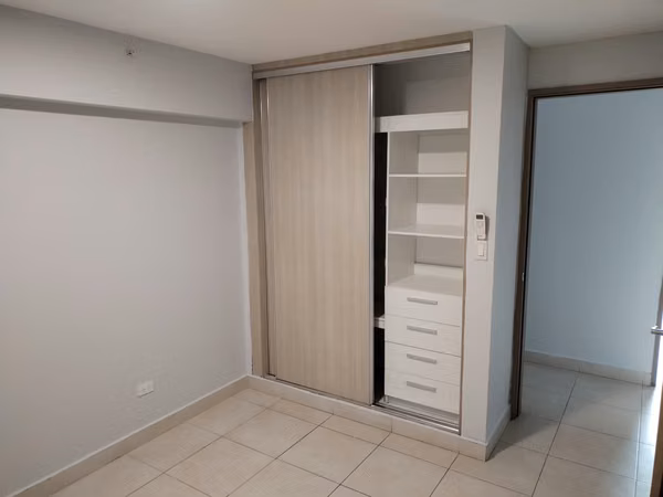 Alquiler de Apartamento en Plaza Edison